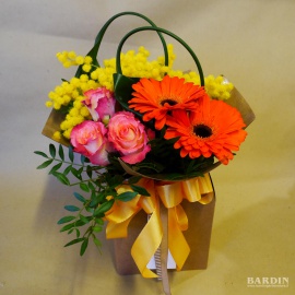 Bouquettò grande con mimosa