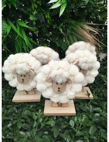 PECORA CON BASE IN LEGNO 15CM
