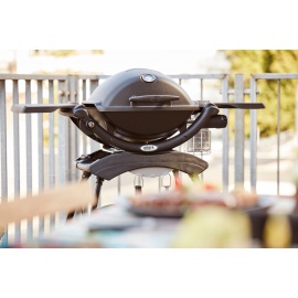 WEBER Q1200 con STAND 2